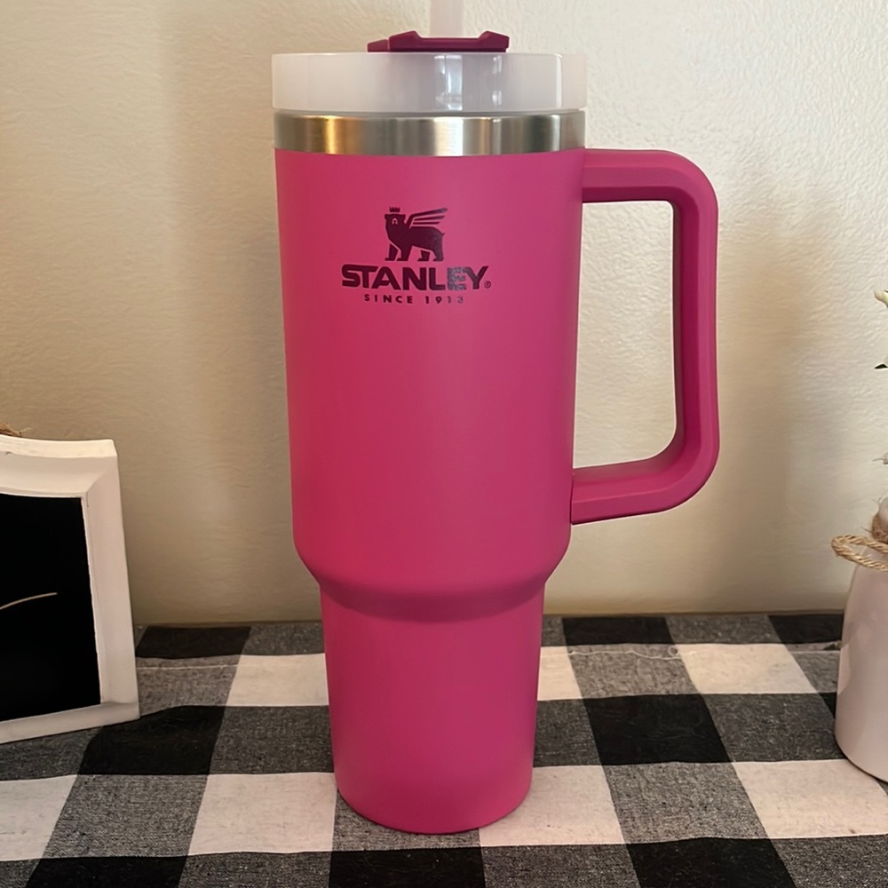 40oz Azalea Stanley